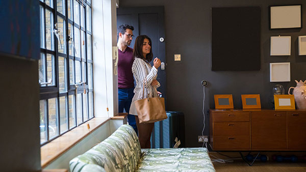 HOA Short Term Rental Restrictions: Can Your HOA Ban Airbnb