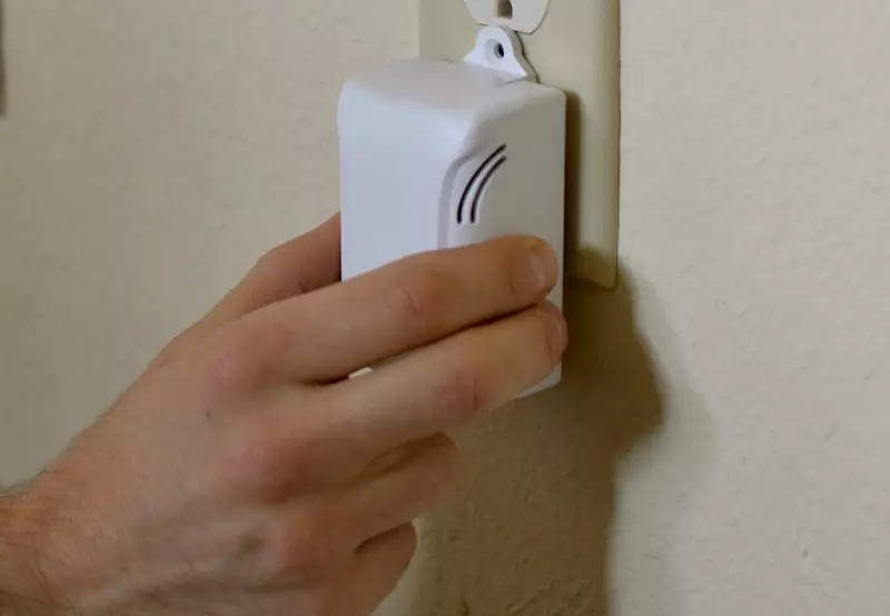 Best Noise Monitoring Device Airbnb (What Actually Works in 2026)